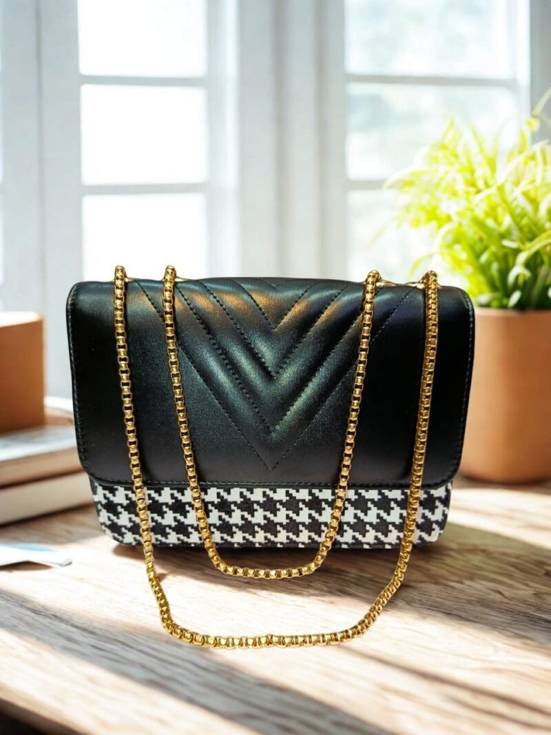 Chic Black Houndstooth Crossbody Bag with Gold Chain Strap for Women
