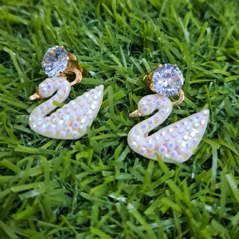 Beautiful Swan Stud Earrings - White