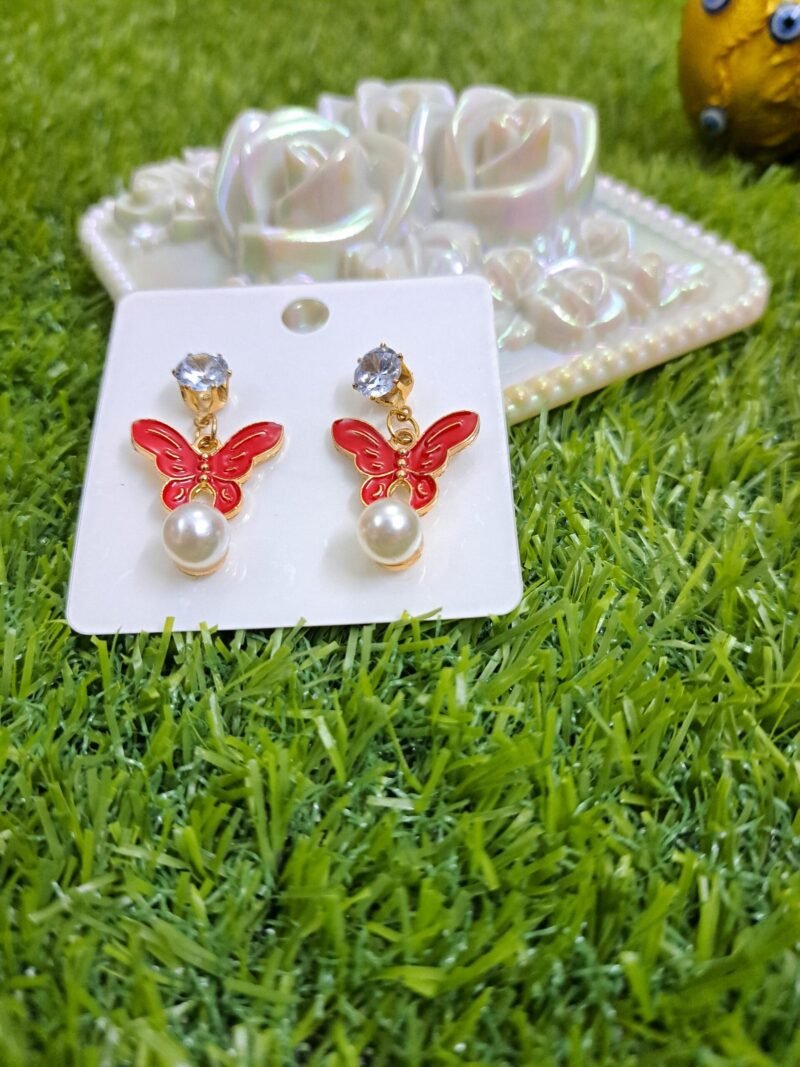 Elegant Butterfly Stud Earrings - Pink