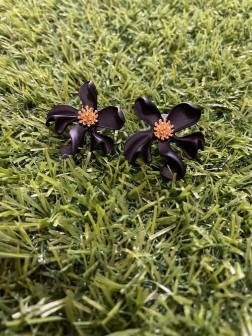 Hibiscus Flower Stud Earrings - Dark Purple